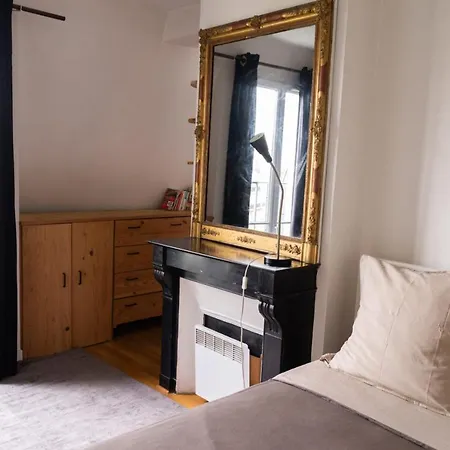 Beautiful Design And Bright Apt In The 8Th Paris Apartament