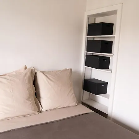 Apartament Beautiful Design And Bright Apt In The 8Th Paris Paryż